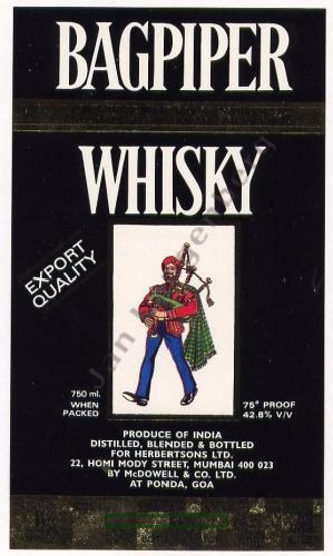 scan of  whisky label bagpiperwhisky-17.jpg